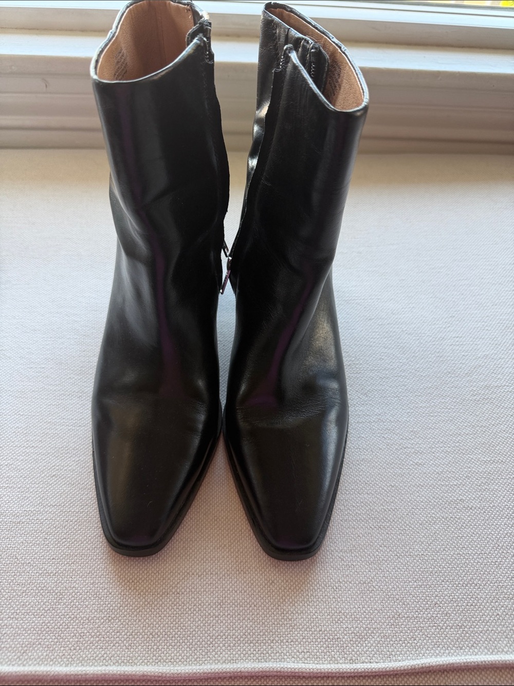 Madewell Classic Black Leather Women's Ankle Boots - Picture 1 of 10